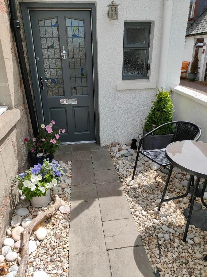 Shadow'S Cottage Situated In Fishertown, Nairn. Bagian luar foto